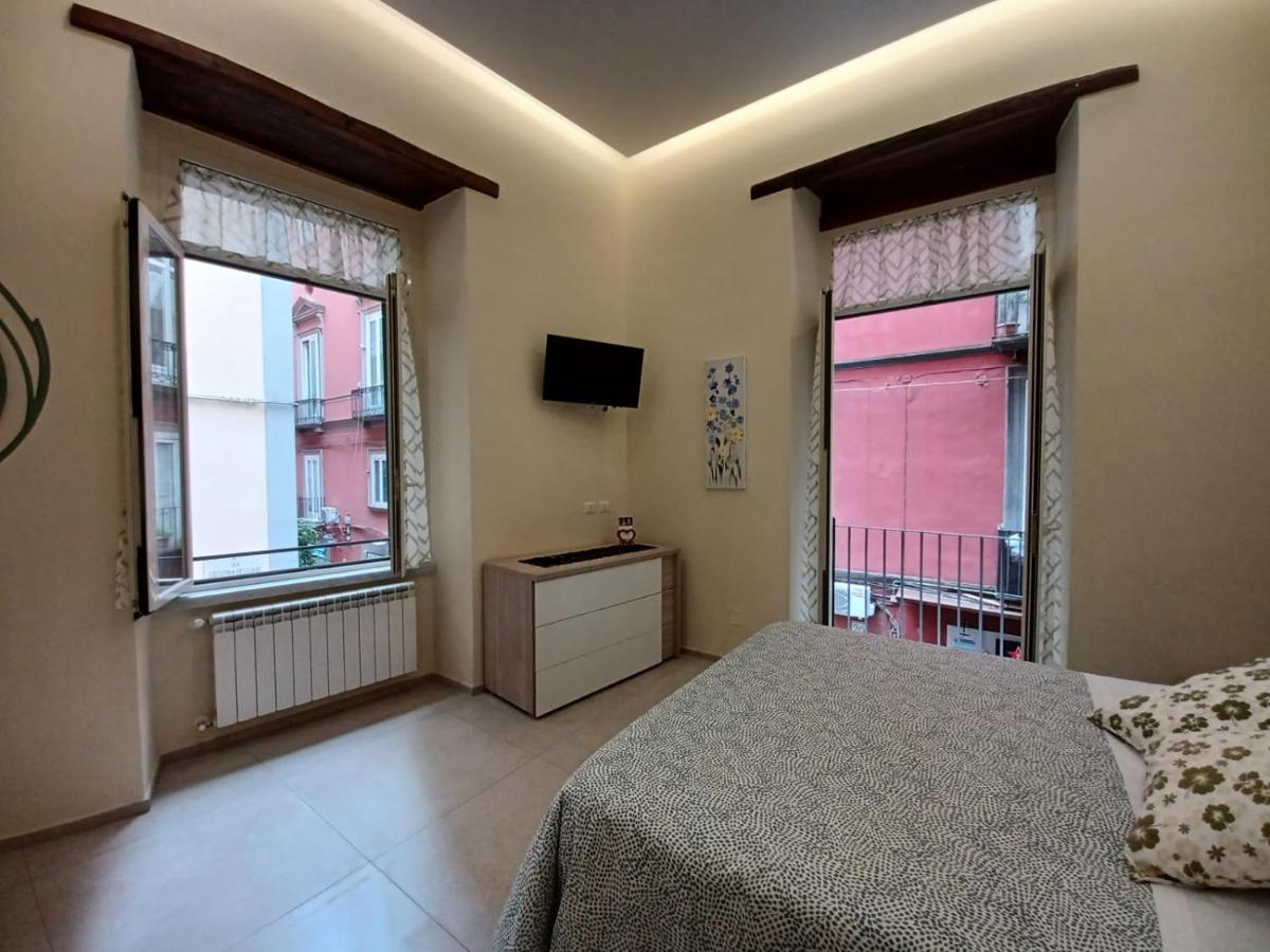 Apartamento Dimora Lazzarella Nápoles Exterior foto